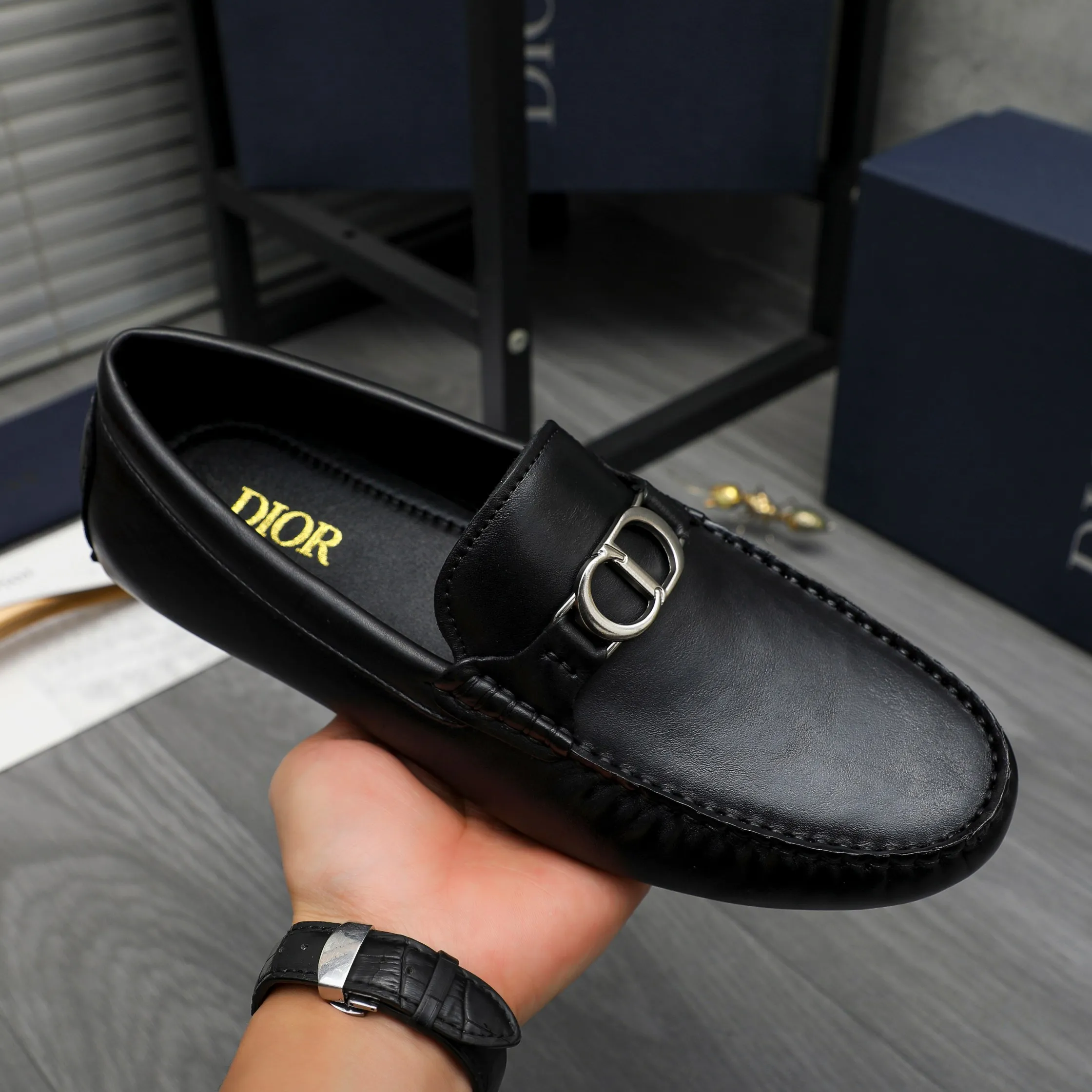 Men's shoes 💰p420 Product trademark: Dior "Dior" casual slip-on men's shoes Regular size: 38-44 Product materials: Selected high-quality cowhide upper, sheepskin lining, rubber outsole